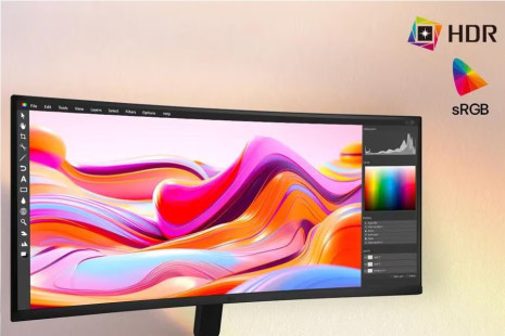 Pokrytie farieb až 99% sRGB