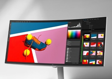 HDR 10 s sRGB 99% (Typ.)